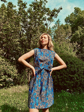 Kép betöltése a galériamegjelenítőbe: &#39;TEO ISRA&#39;  holland wax mandala mintás pamutvászon női ruha

